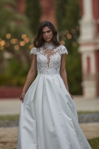 Amelie 25014 close.jpg